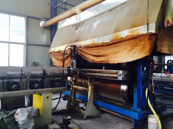 排水板生產(chǎn)線